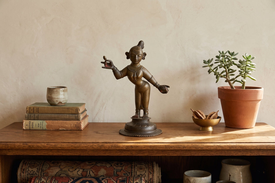 Antique Oil Rubbed Bronze Celestial Aspara