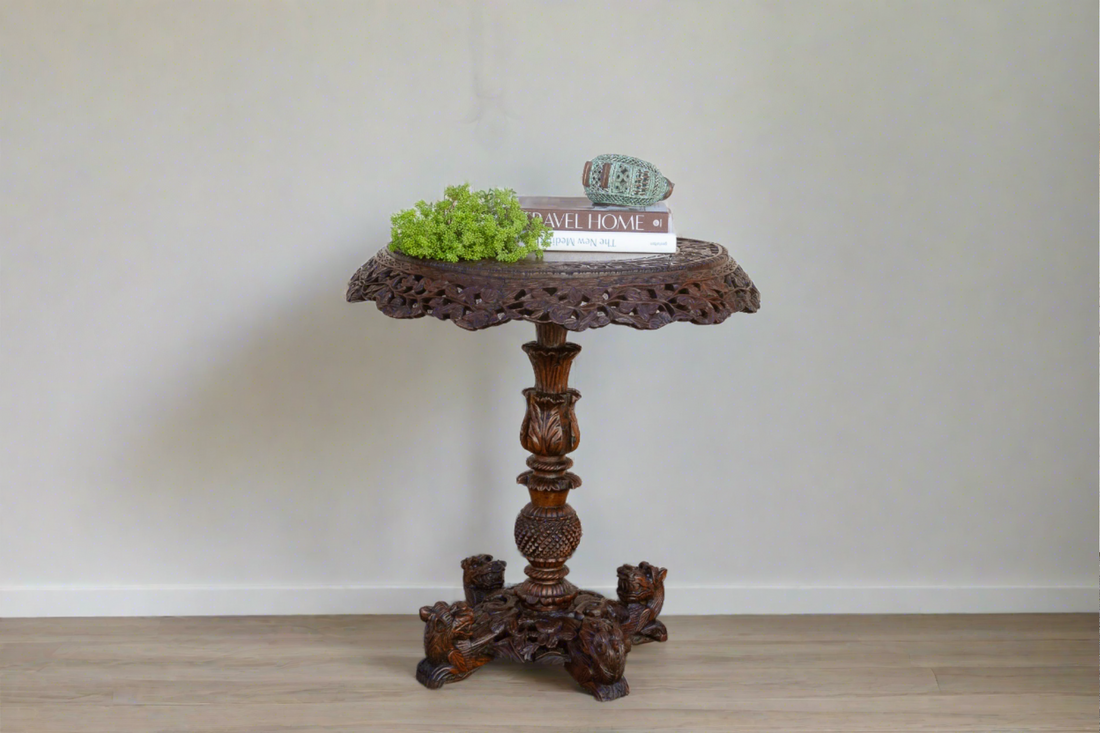 Extraordinary Anglo Indian Rosewood Center Table
