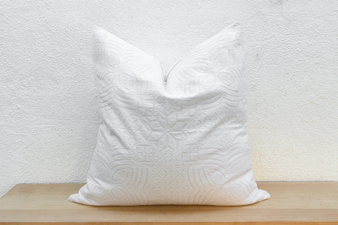 Linen Horizon Large Applique Pillow Cover