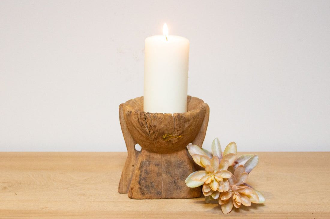 Rustic Teak Seeder Candleholder-Sambabur