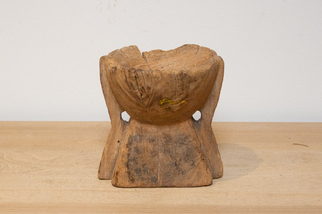 Rustic Teak Seeder Candleholder-Sambabur
