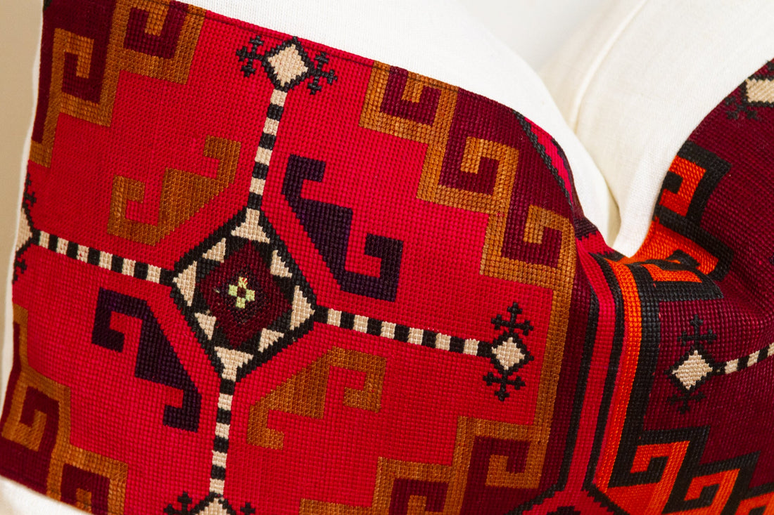 Aabir Antique Lakai Tribe Linen Pillow