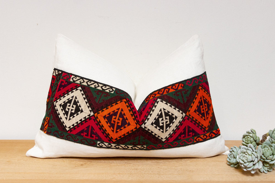 Taara Antique Lakai Tribe Linen Pillow