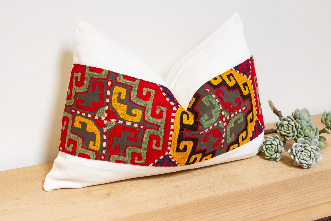 Veeda Antique Lakai Tribe Linen Pillow
