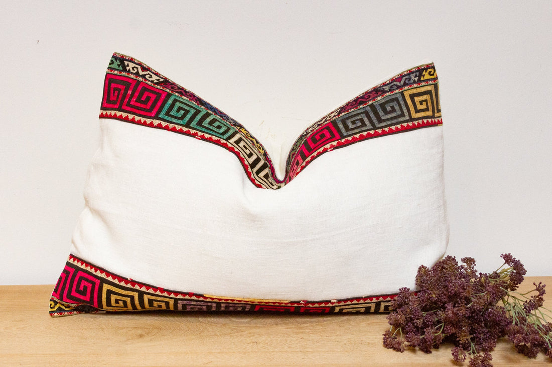 Yamna Antique Lakai Tribe Linen Pillow
