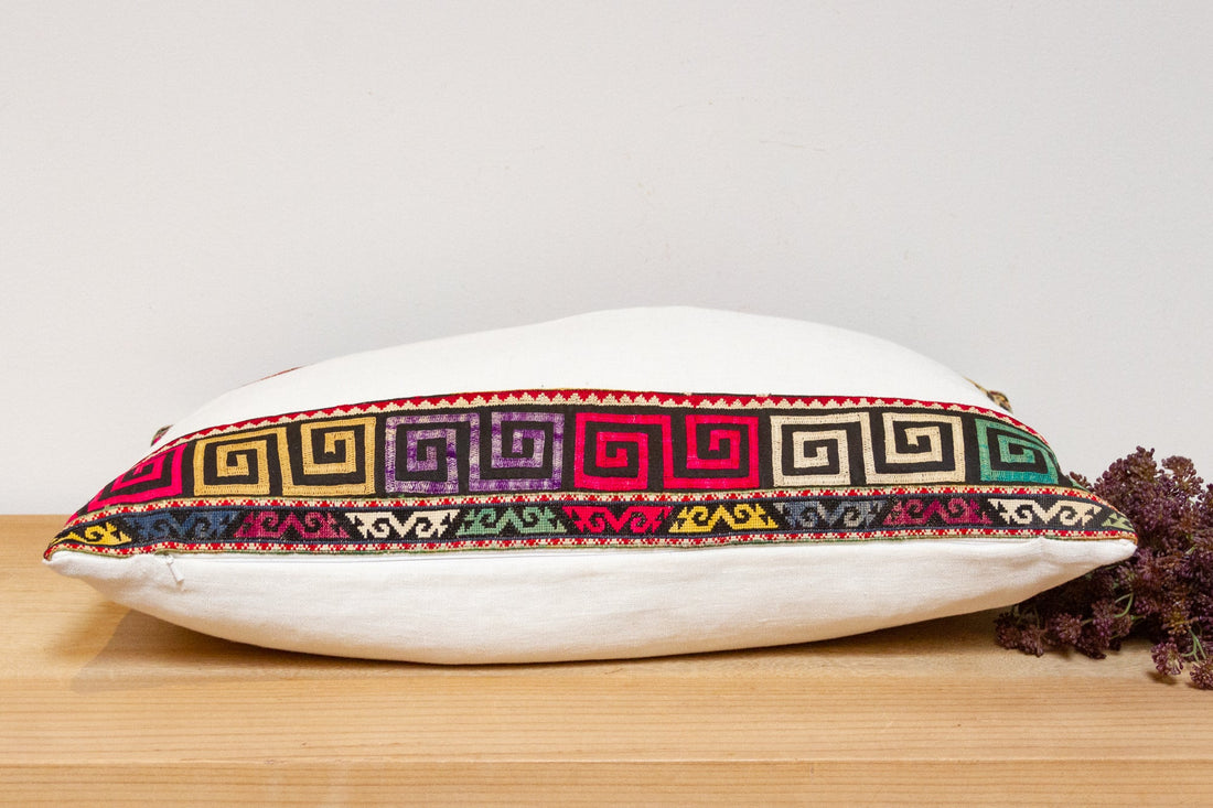 Yamna Antique Lakai Tribe Linen Pillow
