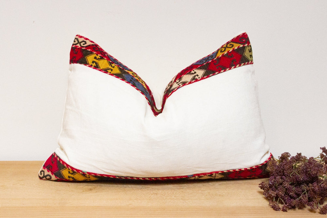 Ziya Antique Lakai Tribe Linen Pillow