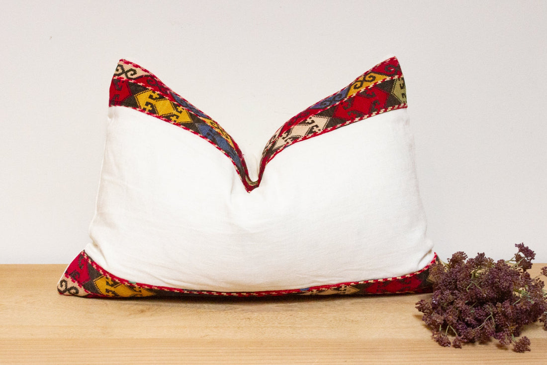 Ziya Antique Lakai Tribe Linen Pillow