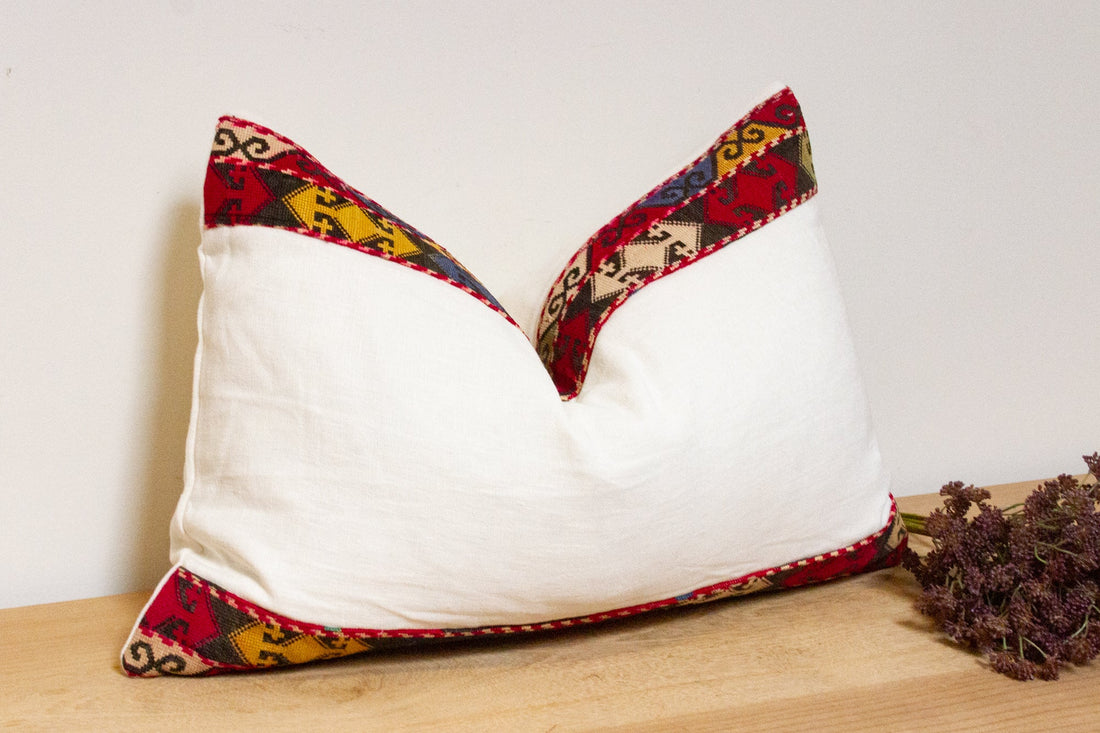Ziya Antique Lakai Tribe Linen Pillow
