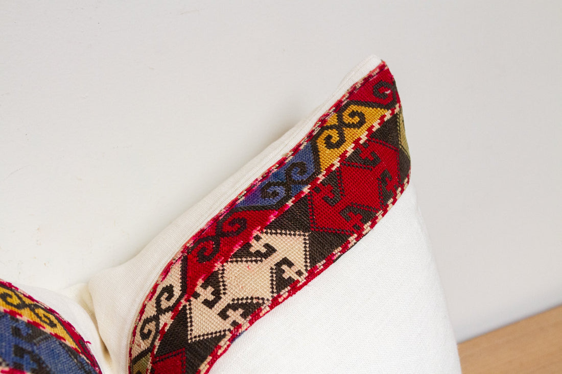 Ziya Antique Lakai Tribe Linen Pillow