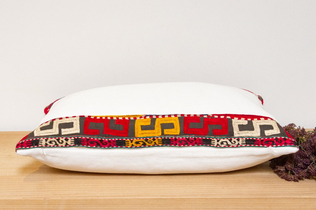 Zahra Antique Lakai Tribe Linen Pillow