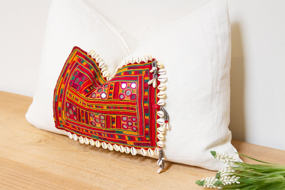 Haro Himalayas Tribal Antique Linen Pillow