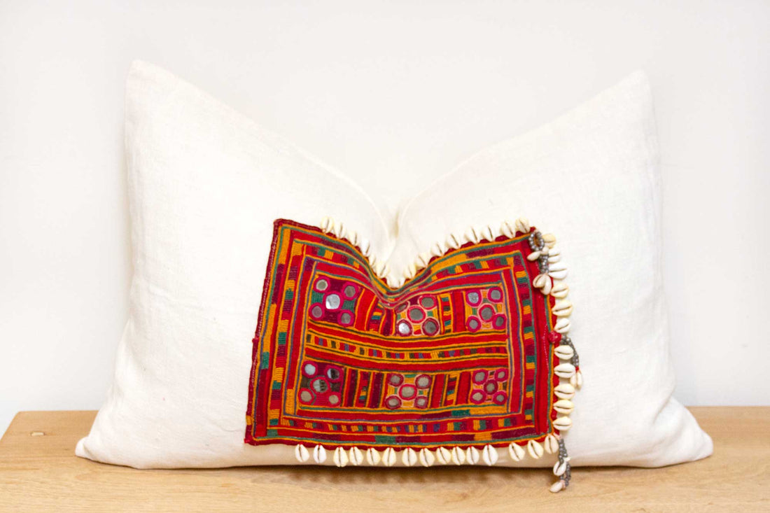 Haro Himalayas Tribal Antique Linen Pillow