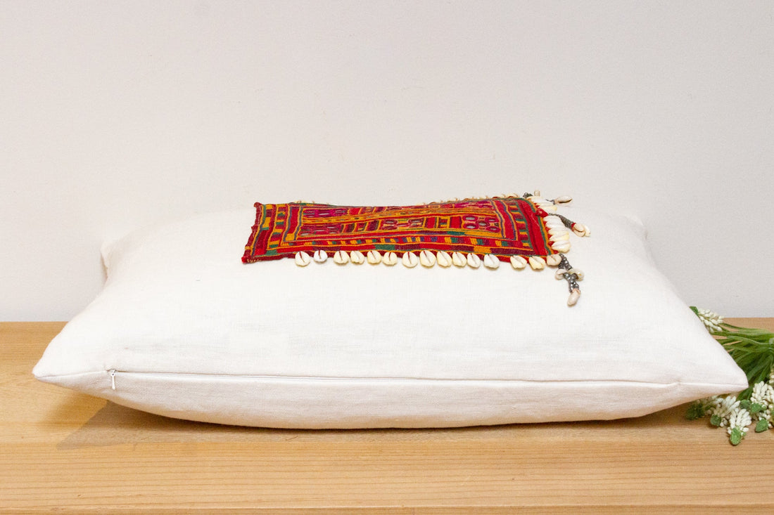 Haro Himalayas Tribal Antique Linen Pillow