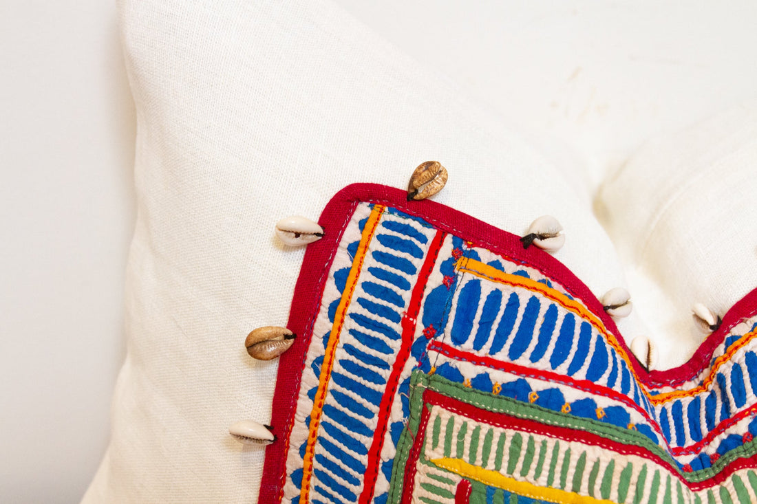 Khanpur Himalayas Tribal Antique Linen Pillow