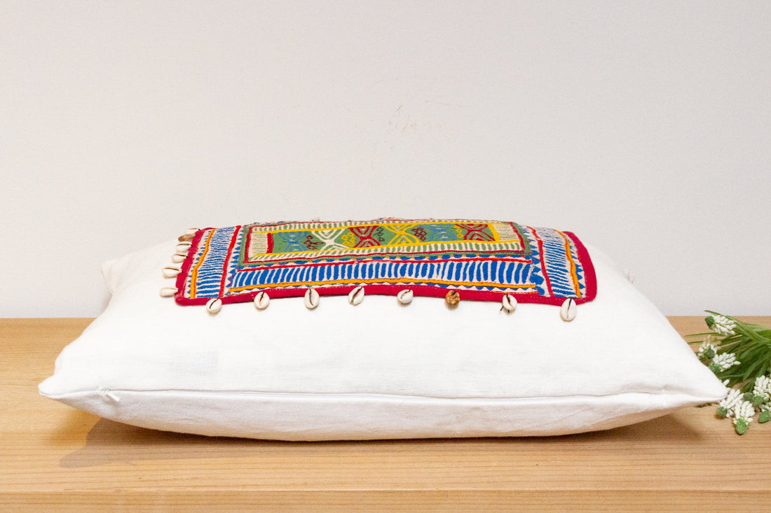 Khanpur Himalayas Tribal Antique Linen Pillow