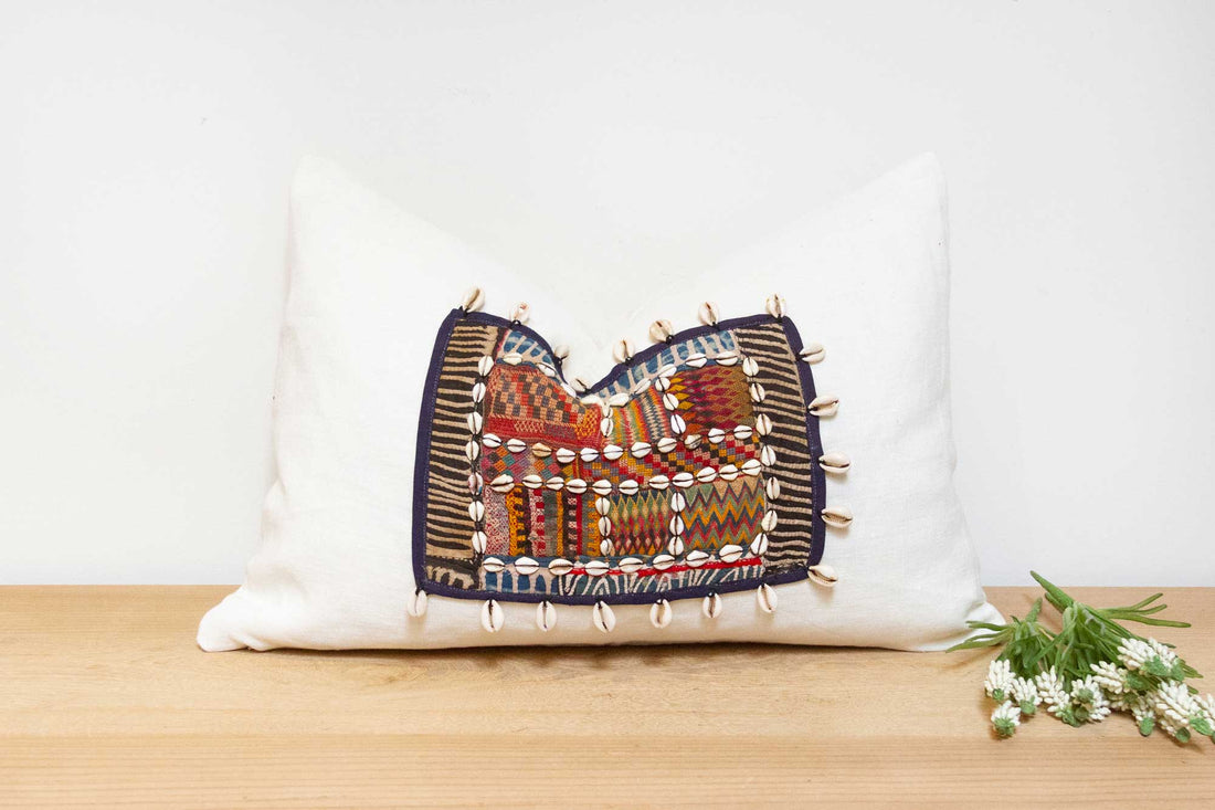Diamond Himalayas Tribal Antique Linen Pillow