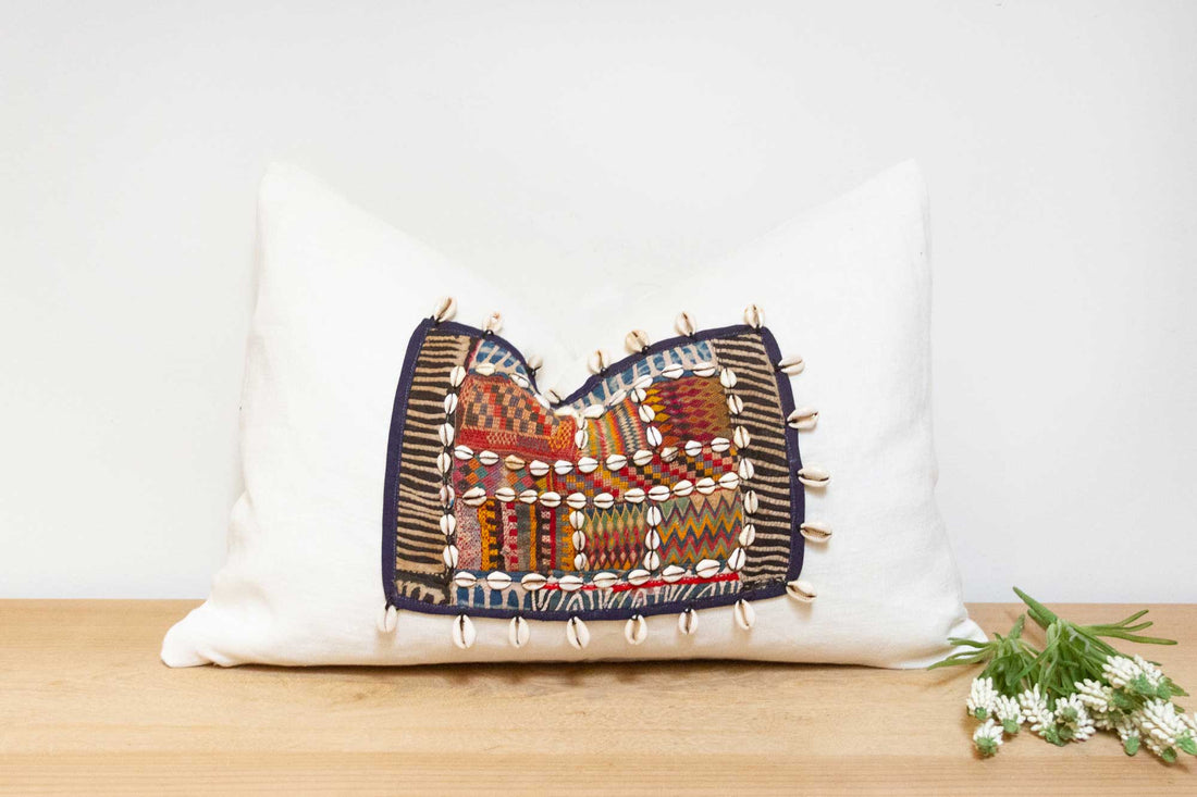 Diamond Himalayas Tribal Antique Linen Pillow
