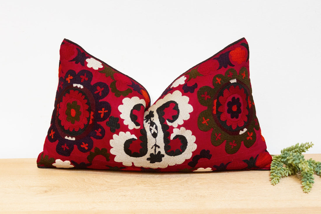 Pazir Antique Uzbek Suzani Linen Pillow