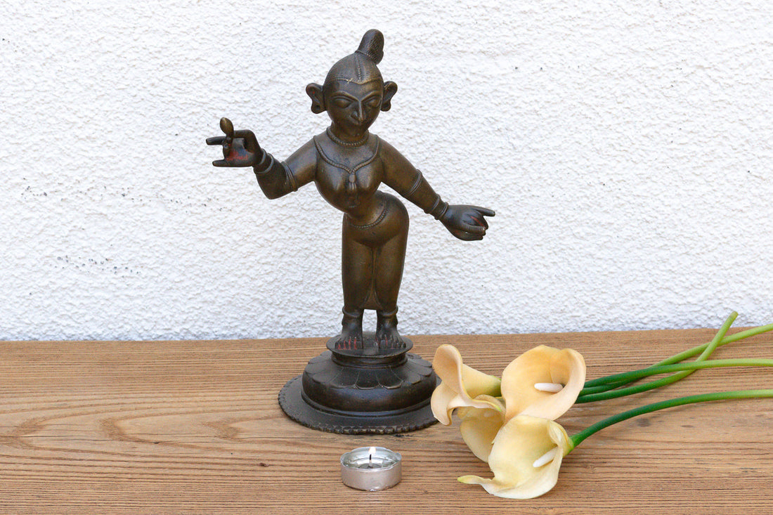 Antique Oil Rubbed Bronze Celestial Aspara