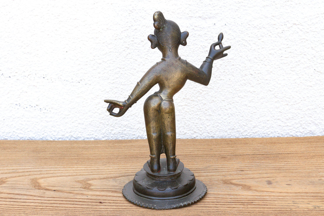 Antique Oil Rubbed Bronze Celestial Aspara