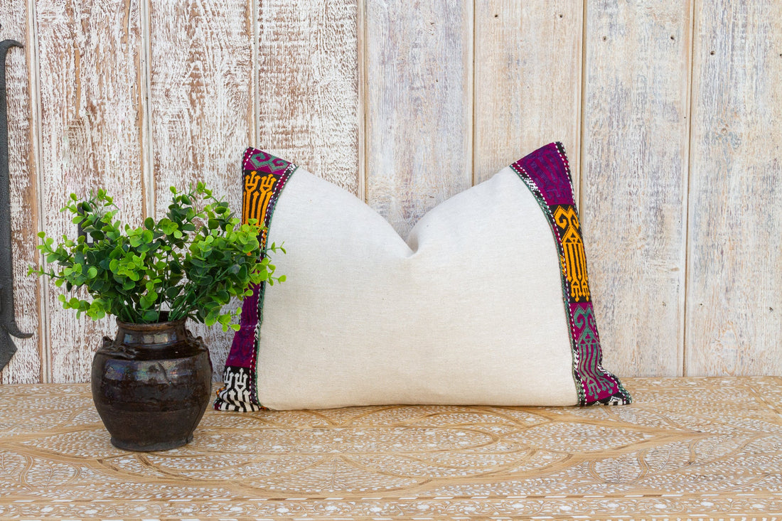 Eden Linen Tribal Border Pillow (Trade)