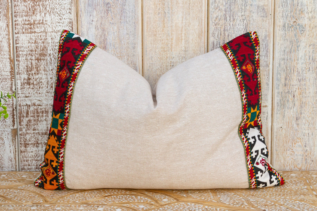 Ezhil Linen Tribal Border Pillow