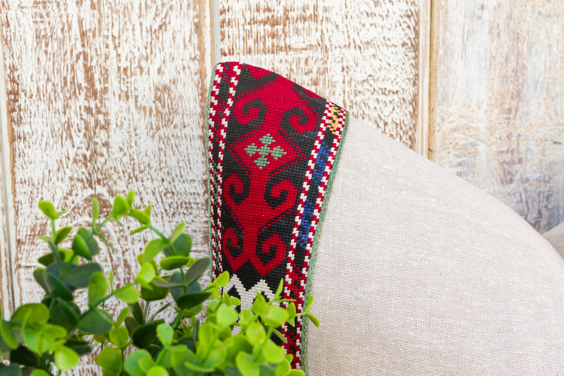 Homa Linen Tribal Border Pillow