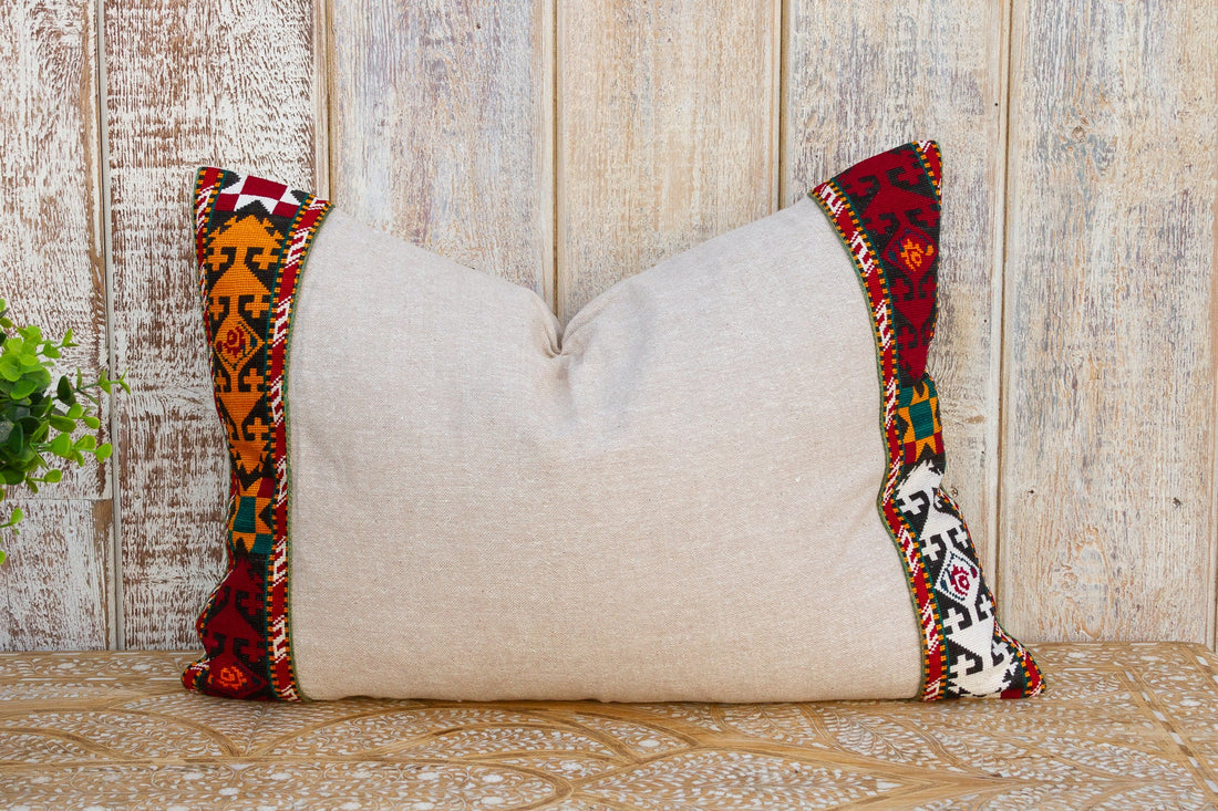 Iyla Linen Tribal Border Pillow