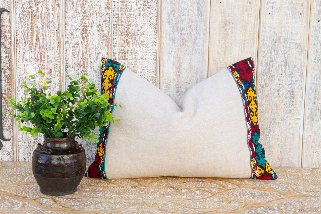 Mahu Linen Tribal Border Pillow (Trade)