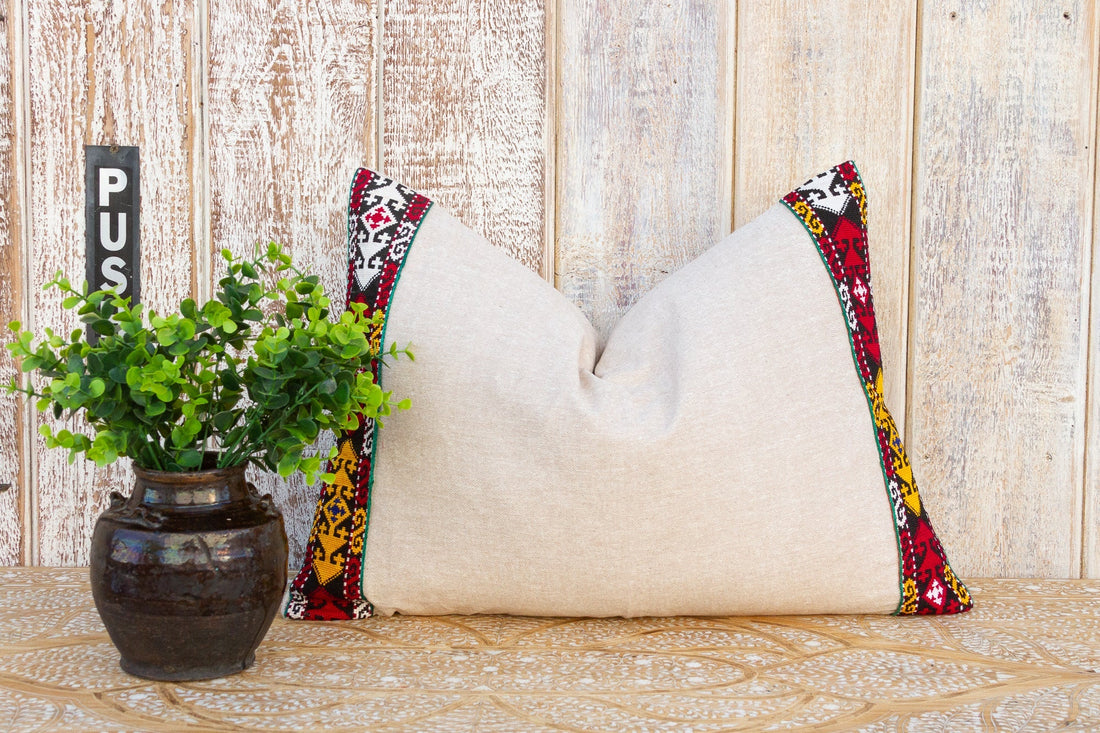 Pahi Linen Tribal Border Pillow (Trade)