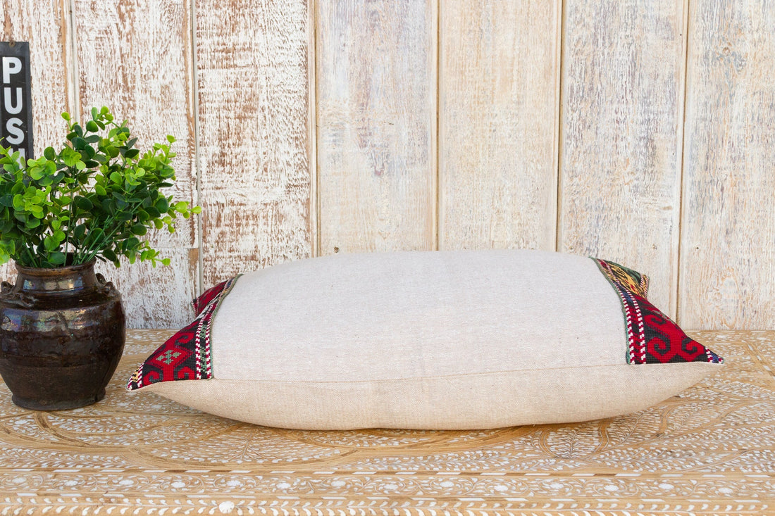 Sana Linen Tribal Border Pillow (Trade)