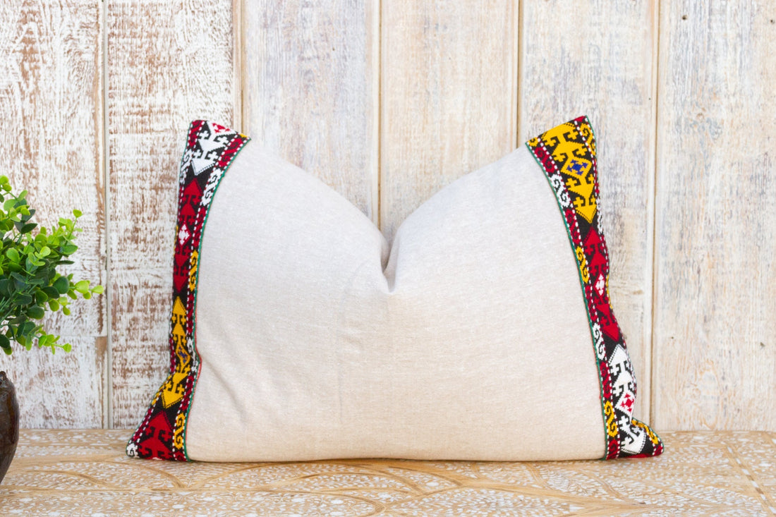 Xoti Linen Tribal Border Pillow (Trade)
