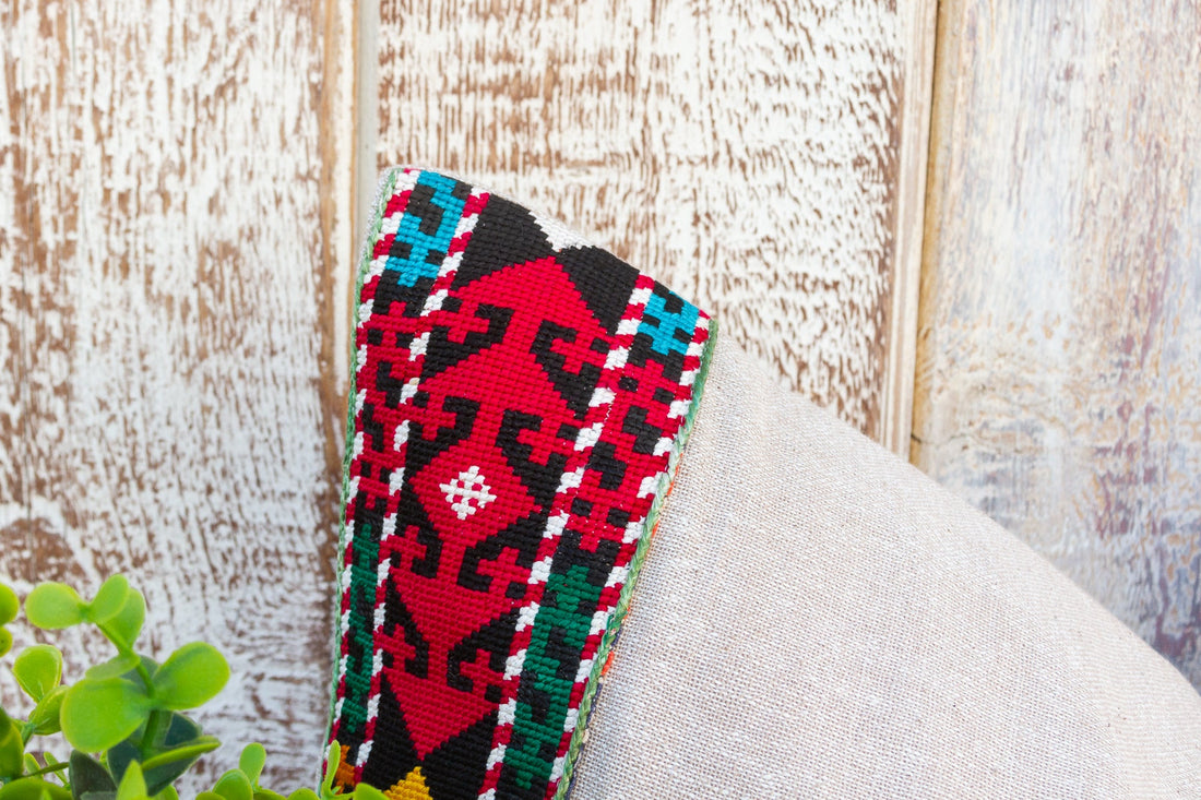 Zue Linen Tribal Border Pillow
