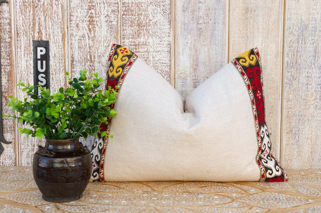 Hetvi Linen Tribal Border Pillow