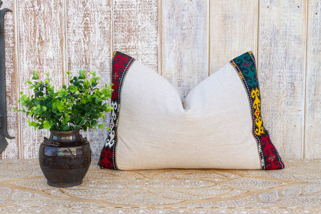 Irit Linen Tribal Border Pillow