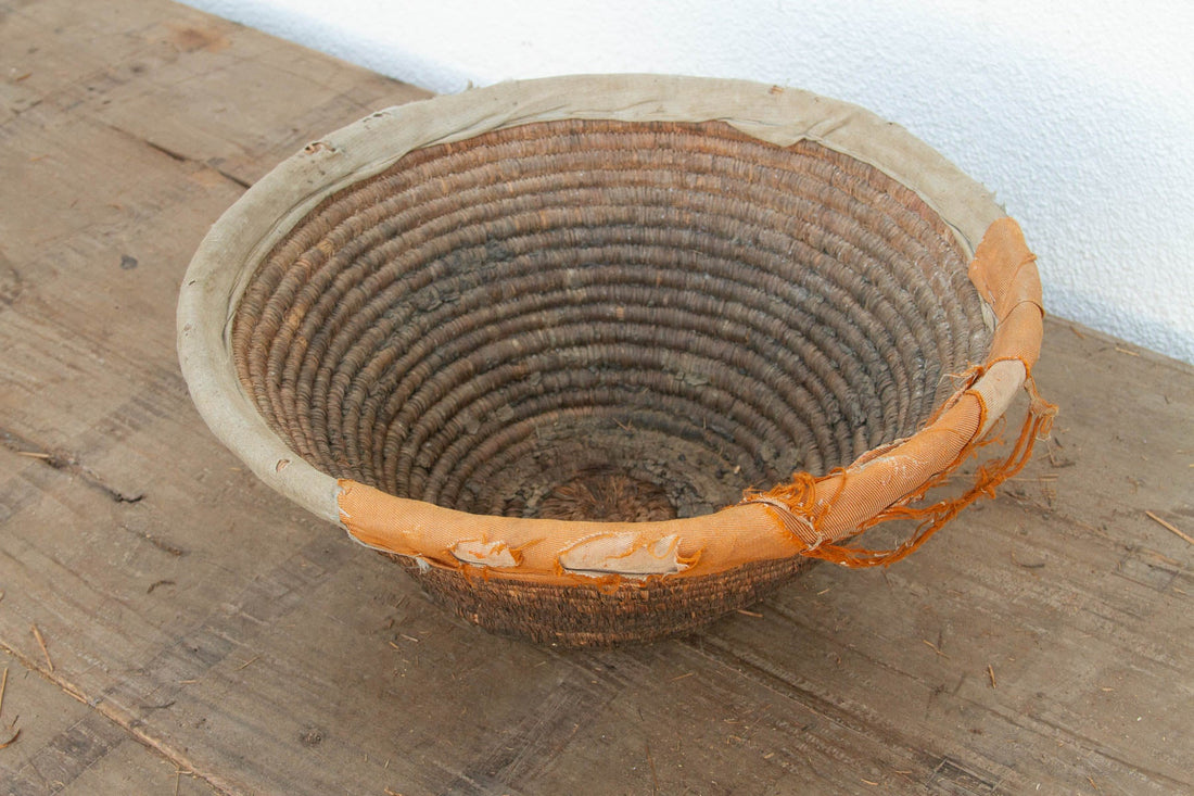 18" Dm Harvest Basket with Textile Rim & Mud Base (Trade)