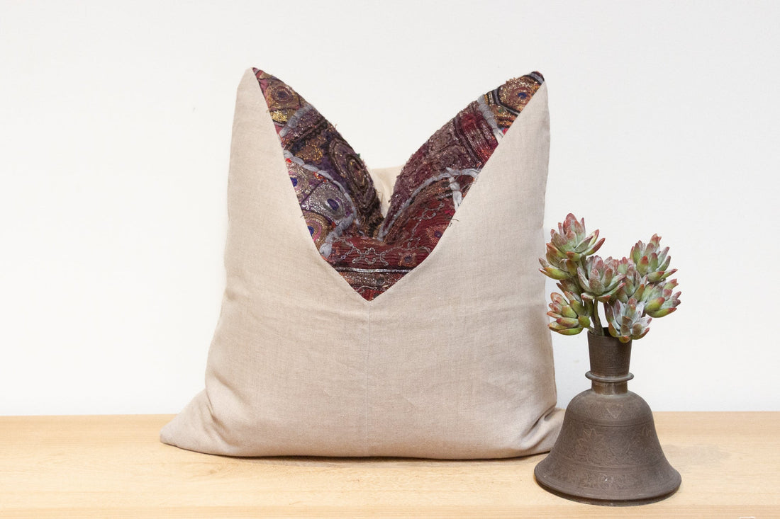 Nilo Antique Tapestry Linen Pillow