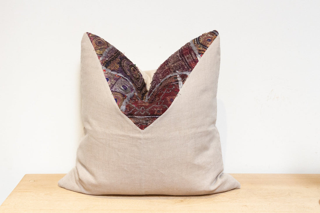 Nilo Antique Tapestry Linen Pillow