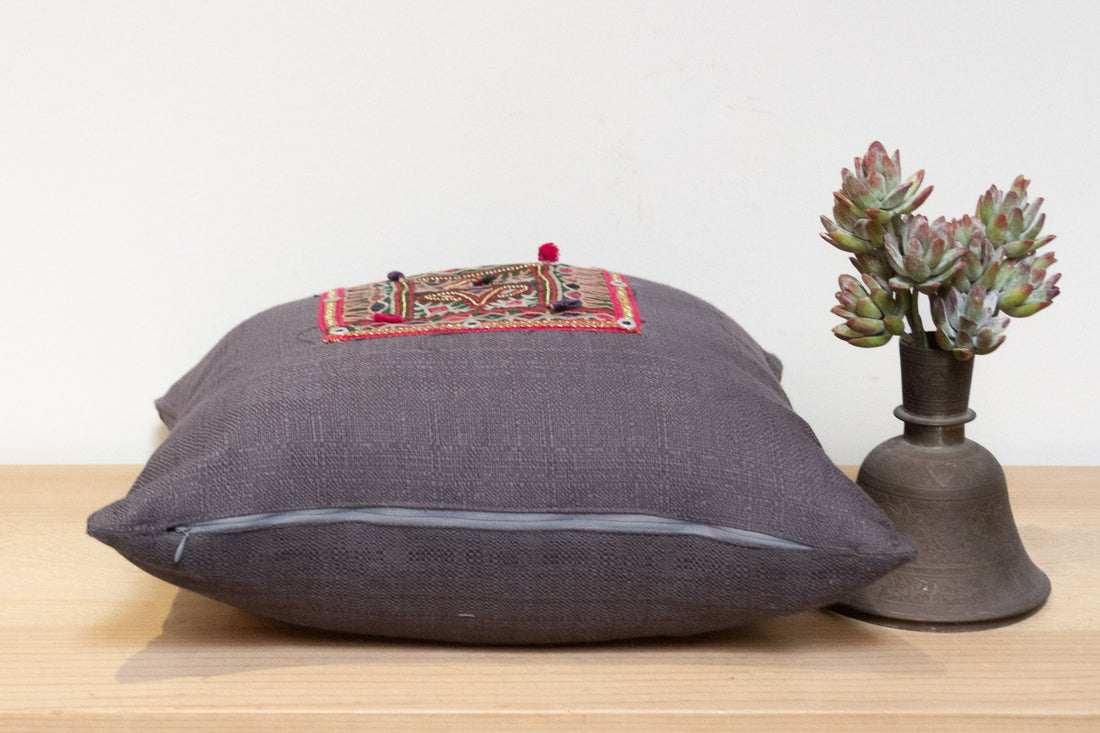 Beli Antique Tapestry Linen Pillow