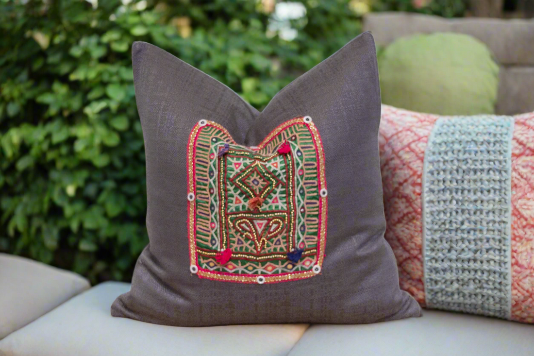 Soji Antique Tapestry Linen Pillow