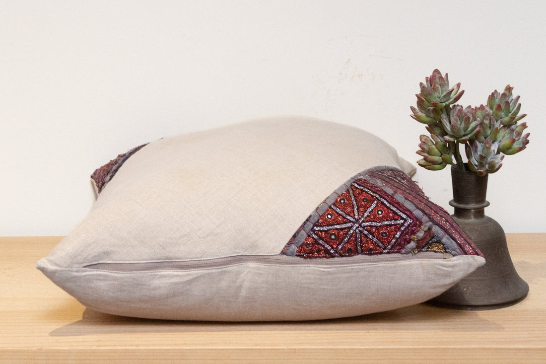 Arcej Antique Tapestry Linen Pillow