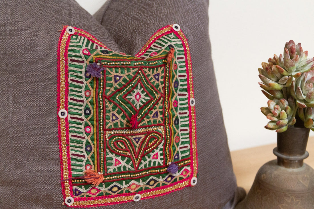 Sriha Antique Tapestry Linen Pillow